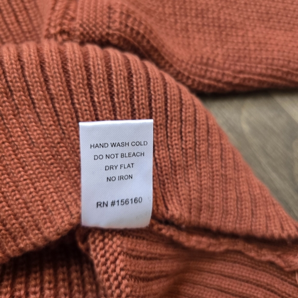 Misc Women's Sweater Size Small - Picture 6 of 8